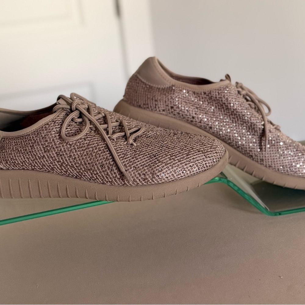 Aldo Sparkly Rhinestone Sneakers Blush Nude Laced Casual Size 10